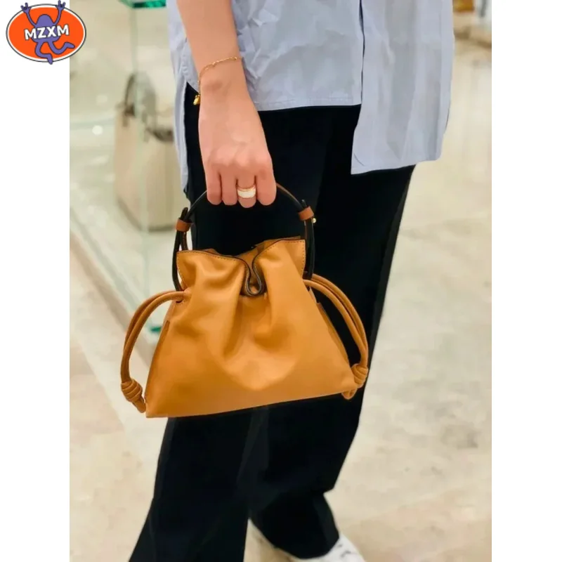 

Fashion Drawstring Pleated Bucket Bag High Quality Luxury Cowhide Cloud Crossbody Bags Elegant All-match Commuter Handbag Purses