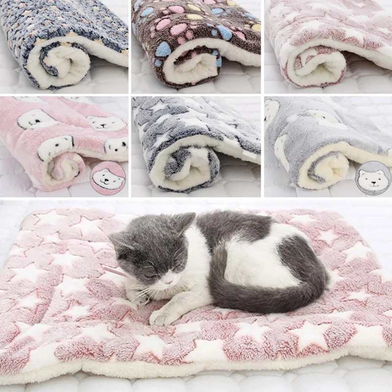 Pet Sleeping Mat Dog Bed Cat Bed Soft Hair Thickened Blanket Pad Fleece Home Washable Warm Bear Pattern Blanket Pet Supplies