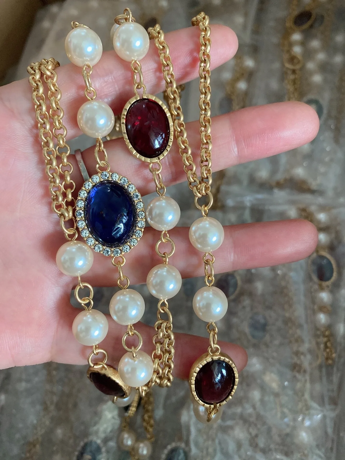 

French fashion vintage medieval glass pearl quality necklace