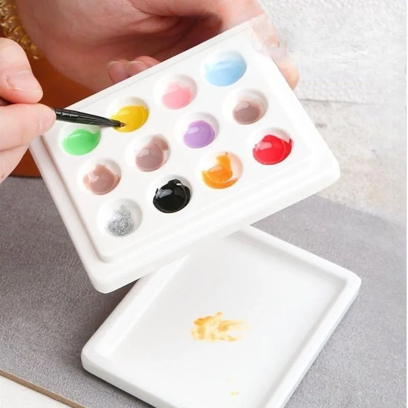 

12-grid Dust-proof Manicure Palette with Cover Watercolor Oil Painting Acrylic Paint Imitation Porcelain Coloring Art Tool