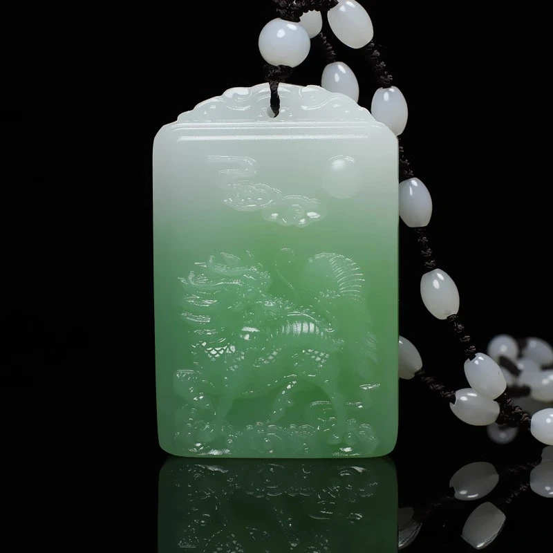 

Jade Jade Unicorn Pendant for Men and Women Fashion Joker Jade Pendant