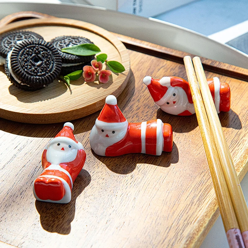 

Chopstick Rest Rack Ceramic Santa Claus Figurine Spoon Fork Holder Tableware Stand Pen Holder For Home Kitchen Restaurant