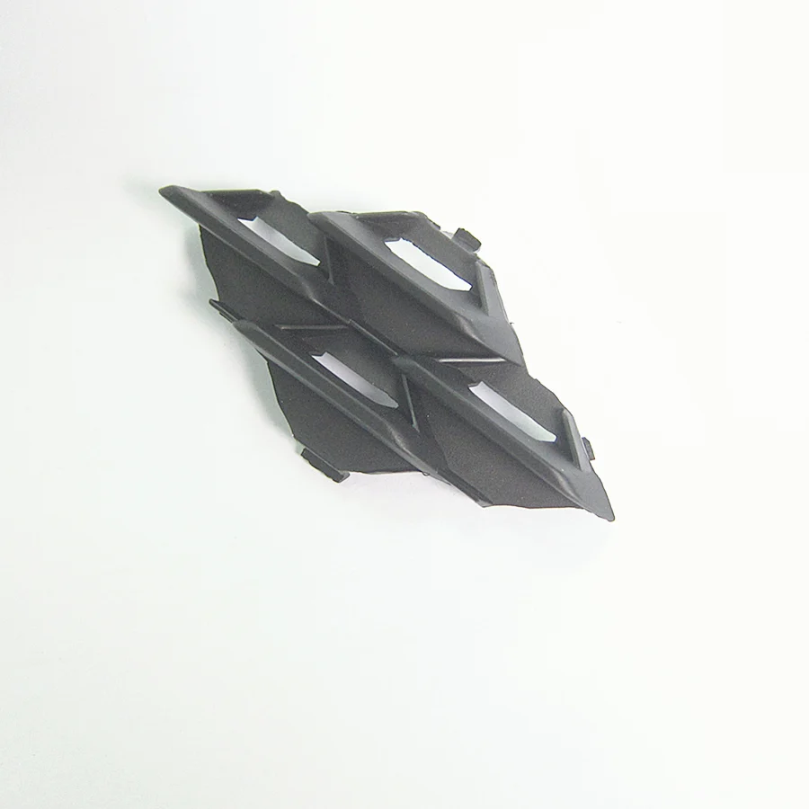 MKVAXR 1ペアフロントロアバンパーグリル牽引フックアイカバーキャップトライアングルトリム、マツダ、3アクセラ2014-2016 車のフロント下部 グリルバンパーカバー装飾キャップマツダ 3 2016 2017 2018 B63B-50-101 B63B-50-102 車のヘッドプラスチック  BANE50101 ... に適合する マツダ 3 2017-2018 フロントロアバンパー トウフックアイカバー グリルキャップ B63B-50-101 B6