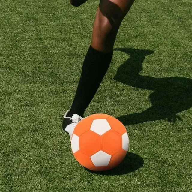 Portable Curve Football – Reusable Sizes 3, 4, 5 for Indoor & Outdoor 5