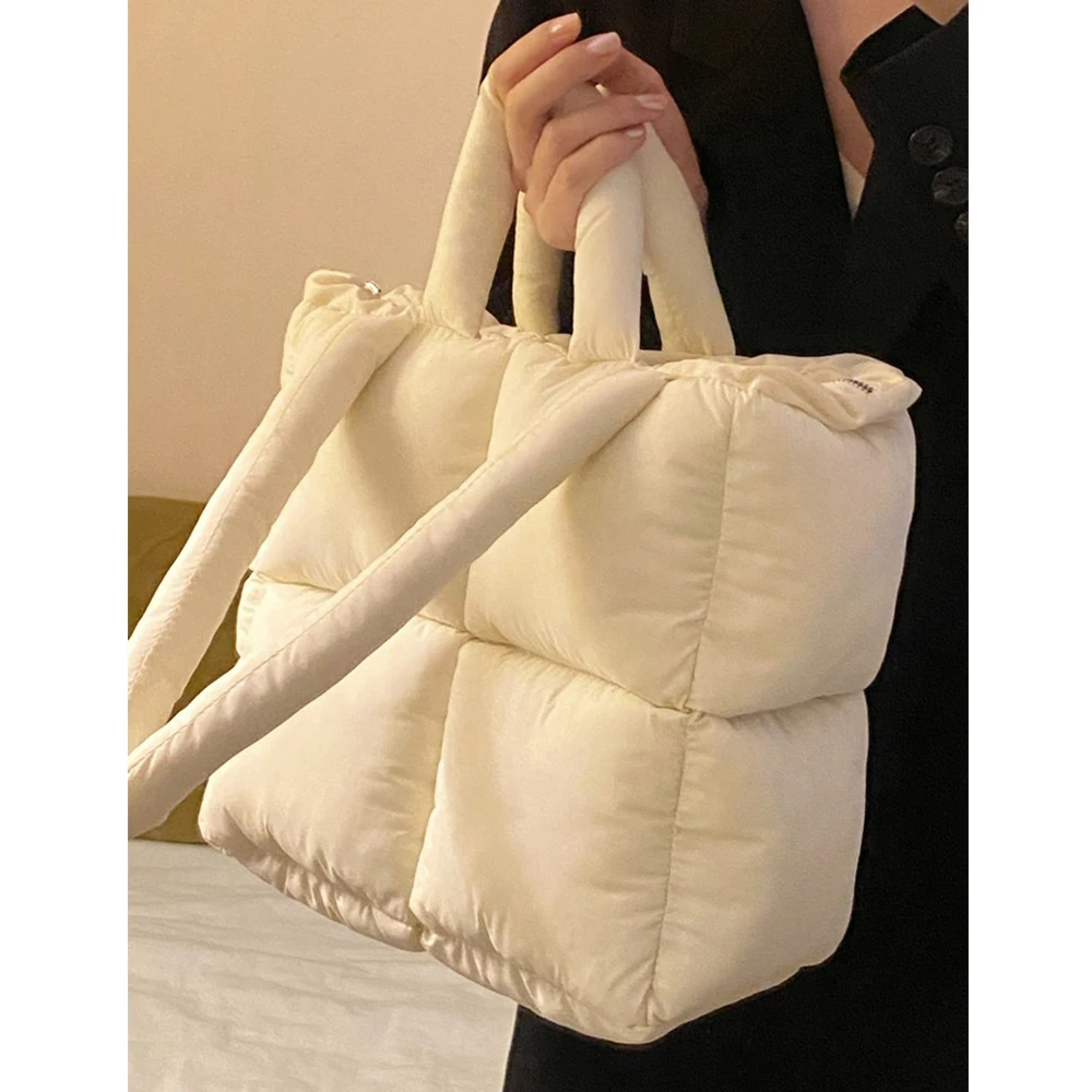 Puffy Padded Tote Quilted Women Designer Handbags Down Space Shoulder Bag Winter Warm Soft Cotton Shopper Bags for Women Purses
