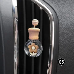 Charming Car Aromatherapy Diffuser - Refillable Glass Bottle and Perfume Clip (05)