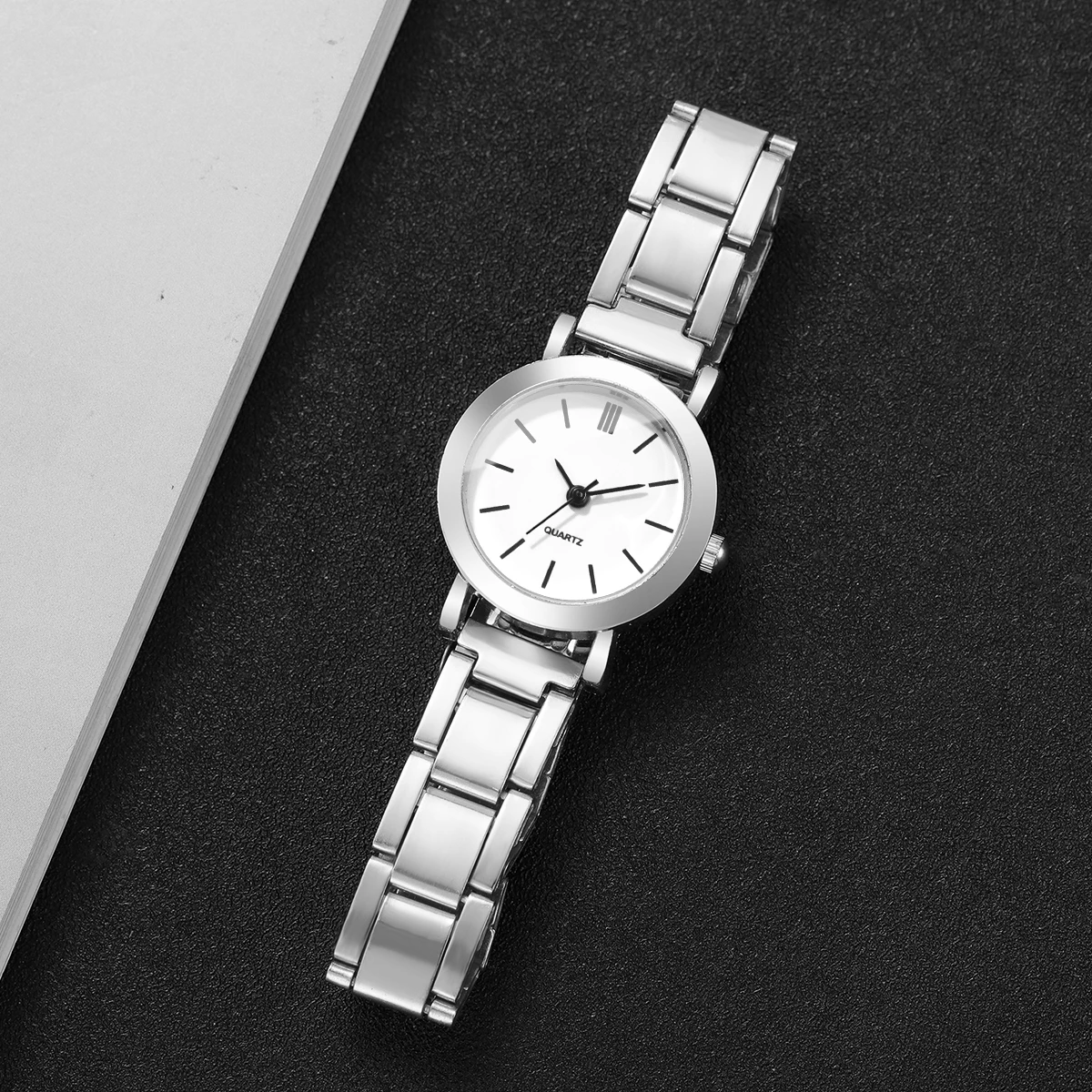 Women's Light Luxury Exquisite Digital Scale Small Dial Small Niche Premium Quartz Watch (Box Not Included)