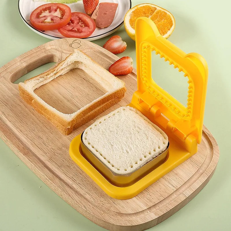 Sandwich Cutter DIY Bread Toast Mold Kitchen Breakfast Maker Picnic Tool baking tool,baking accessories