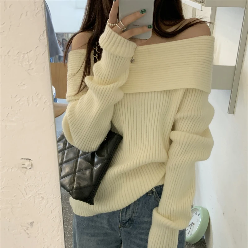 One-line Neck Off-shoulder Collarbone Sweater Women Spring and Winter Fashion Fashion with Long Sleeve Bottom Top 310