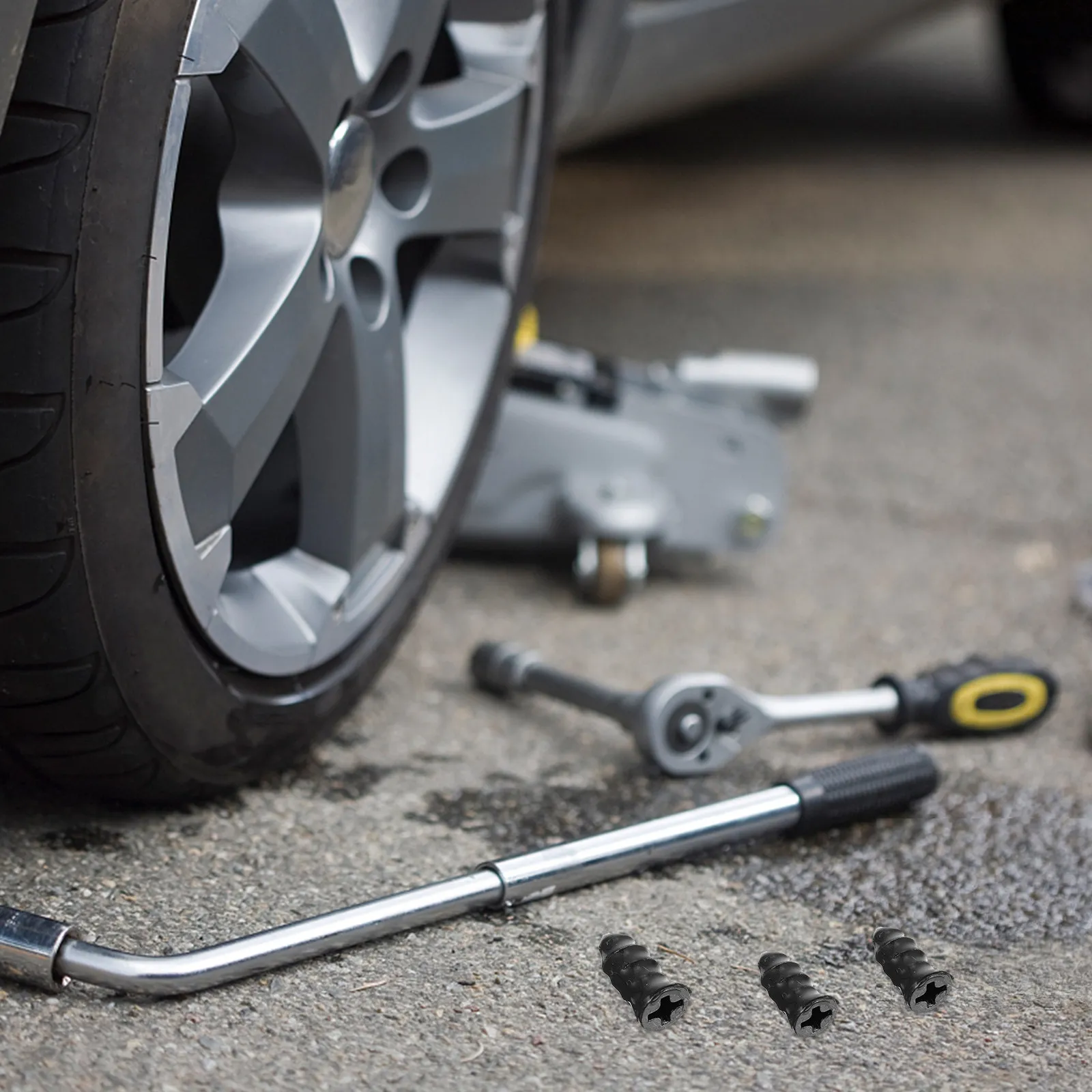 10Pcs 자동차 타이어 수리 도구 오토바이 고무 스터드 하드 내마모성 미끄럼 방지 못 간편 설치 자전거 타이어 스터드 겨울용