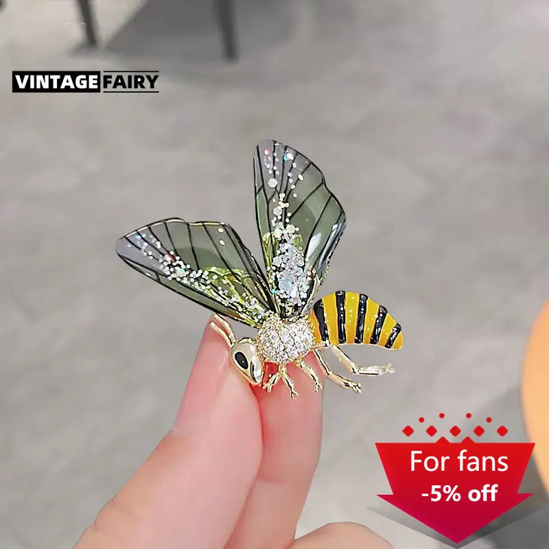 Luxury Dripping Bee Brooches for Women Designer 2023 Corsage Badge Pin