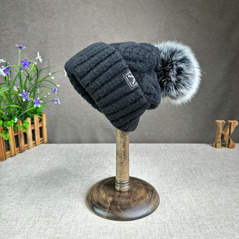 2024 New Women's hats High quality Fur pompom hat Beanies Winter Hats for women Fashion Hat bonnet Female Twist pattern caps 6
