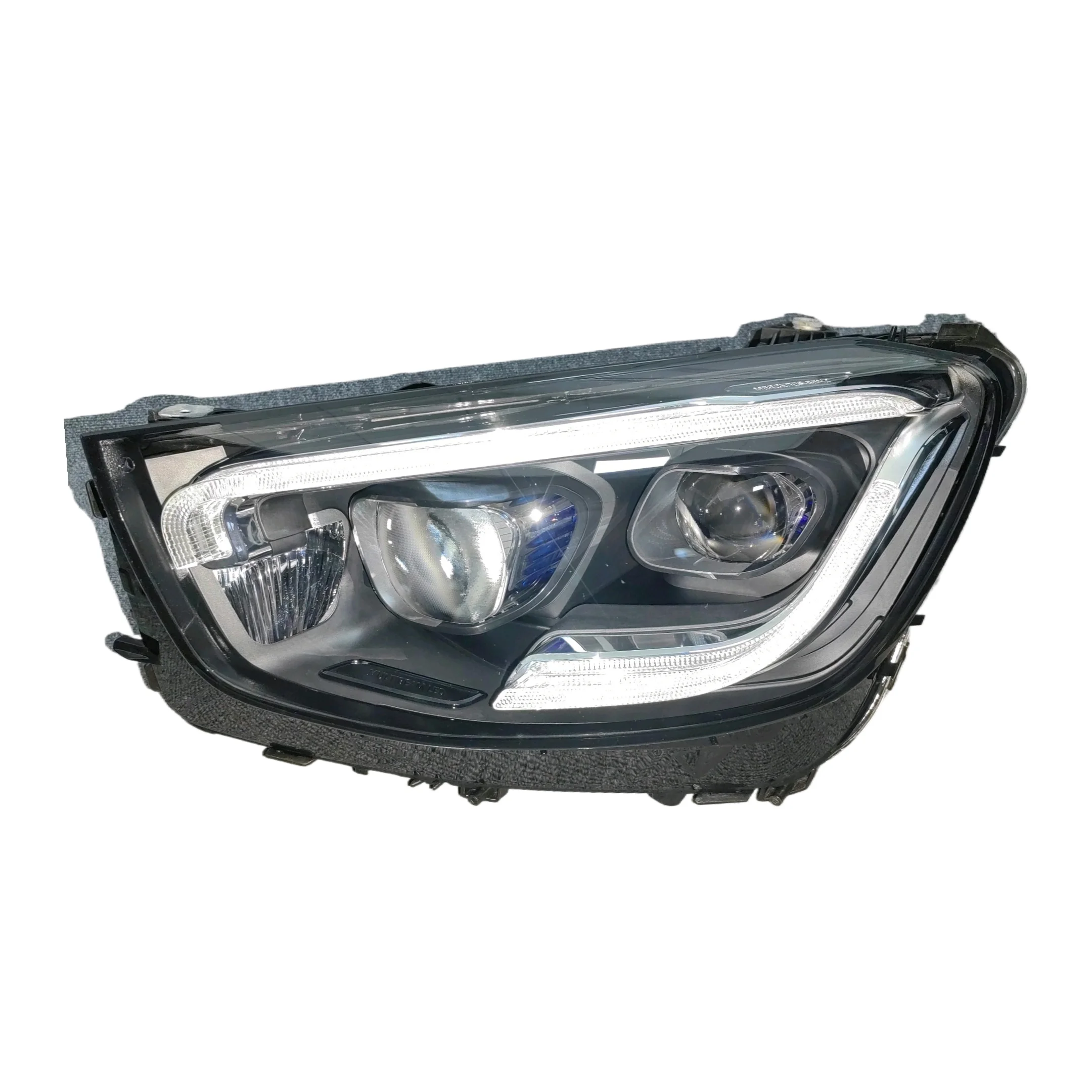High Quality 12V LED Headlights With High-performance Lighting Suitable For Mercedes Benz GLC W253 Cars