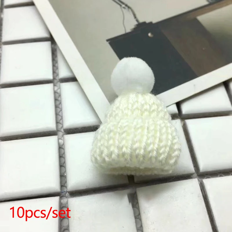 Christmas beanie hat 10Pcs Mini Christmas Knitting Hats Santa DIY Crafts Party Small Knit Cap Bottle Cover Snowman Beanie Hat Xmas New Year Decor
