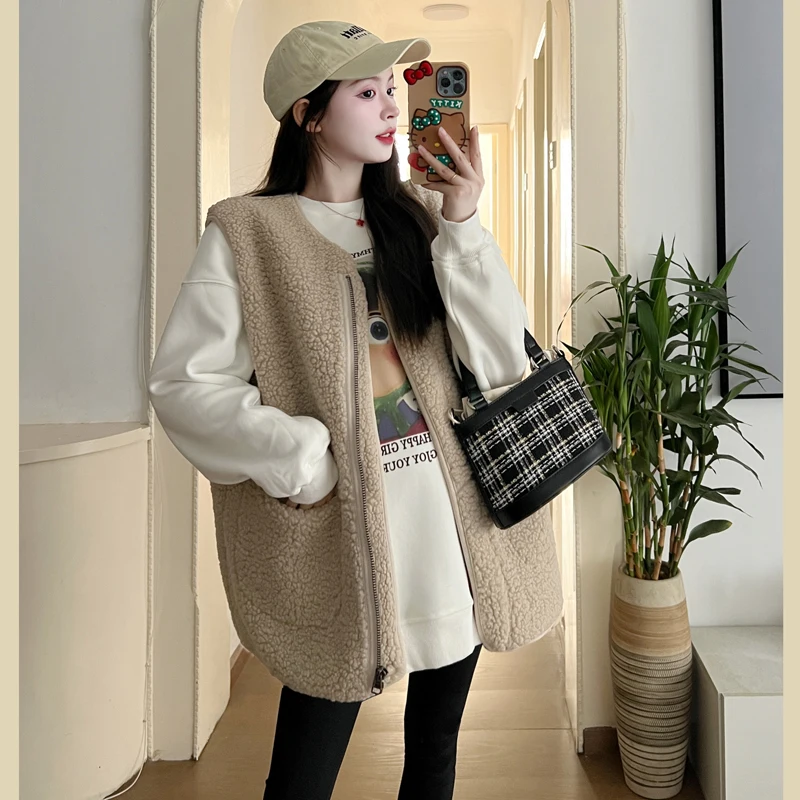 Winter Maternity Fur Coat Fashion Plus Size Sleeveless Faux Fur Outerwear Long Loose Pregnant Woman Jackets Lamb Cashmere Vest