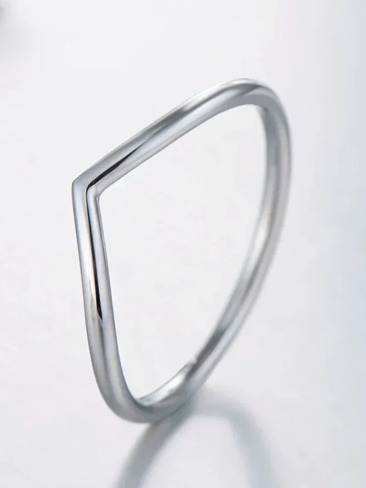 Schlichtheit aus 925er-Sterlingsilber, klassisch, modisch, glatt, V-förmiger Ring für Frauen, Verlobung, Hochzeit, hochwertiger edler Schmuck – Detail 6