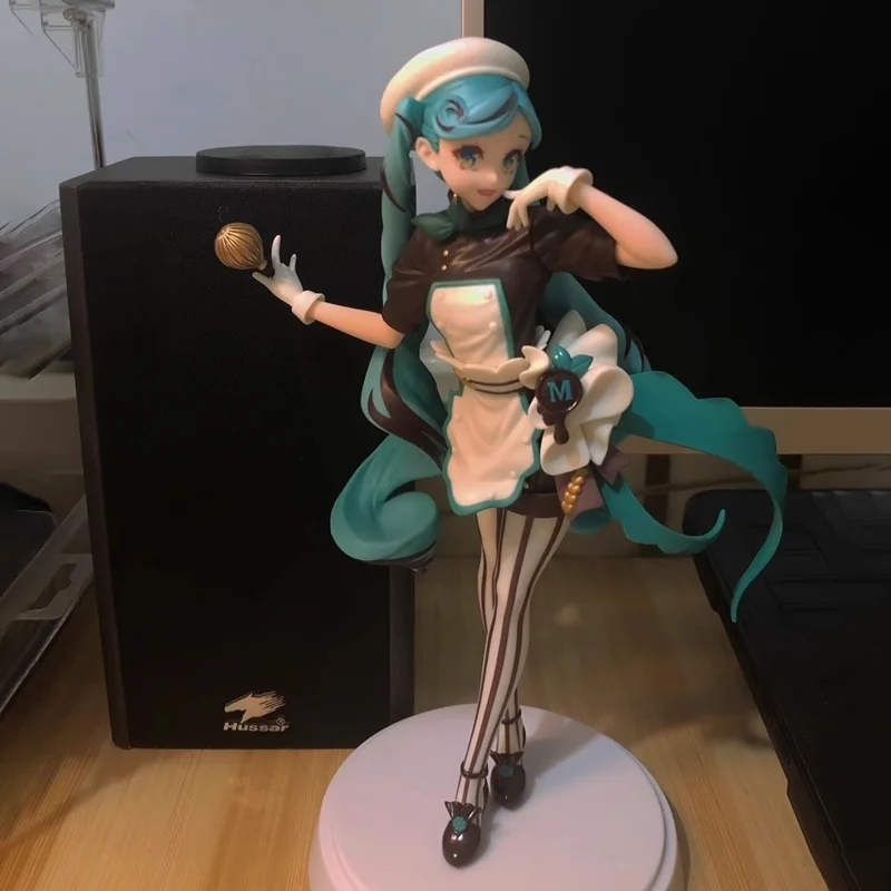 SEGA VOCALOID Hatsune Miku Reloaded 21CM figuras de acción original