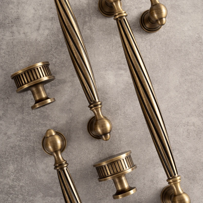 brass cabinet knob matching ribbed handle set