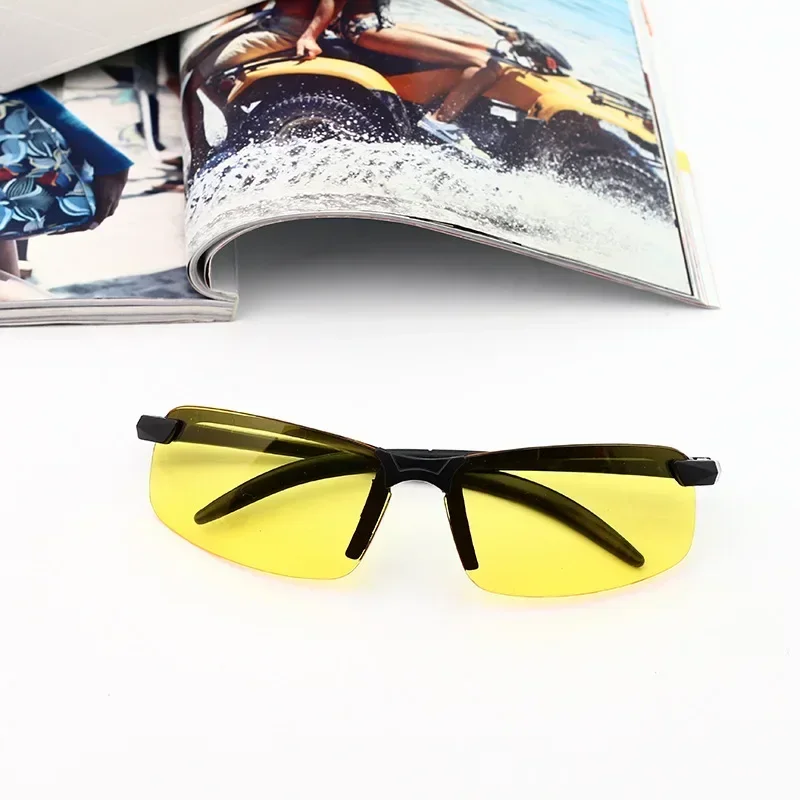 Men's Night Vision Anti-Glare Driving Glasses - Yellow Lens Sunglasses with PC Frame for Enhanced Nighttime Visibility