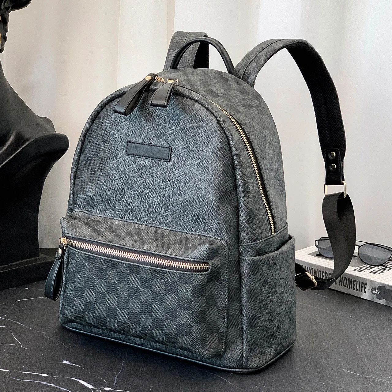 

Checkered pattern men's backpack college student backpack