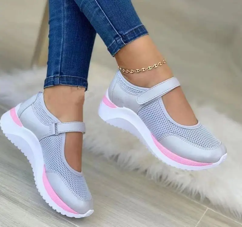 Round Head Knitted Women's Thick Sole Casual Sneakers (Sizes 36-43)