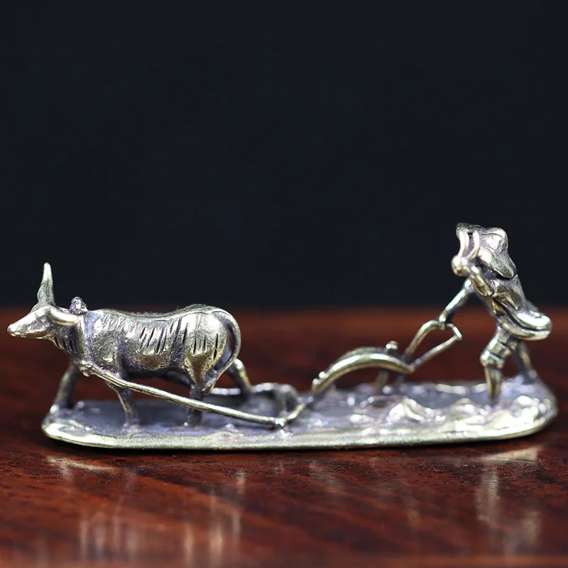 Brass Miniature Ornament Farmers Driving Cattle Desktop Decoration Sculpture Metal Laborers Figurine Tea Pet Crafts Collection