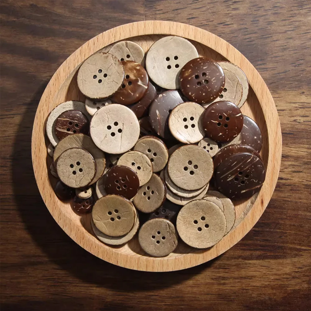 100pcs/lot 2 hole natural coconut buttons 18/20/25/30mm round sewing flatback brown buttons free shipping COCO010 2