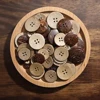 100pcs/lot 2 hole natural coconut buttons 18/20/25/30mm round sewing flatback brown buttons free shipping COCO010 2