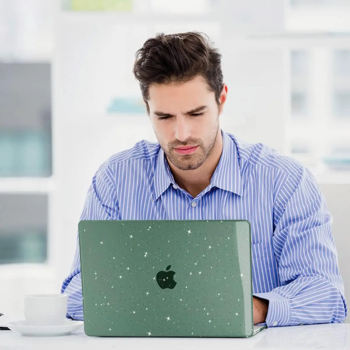 Premium Hard Shell Case for MacBook - Durable Protective Cover, Sleek Design