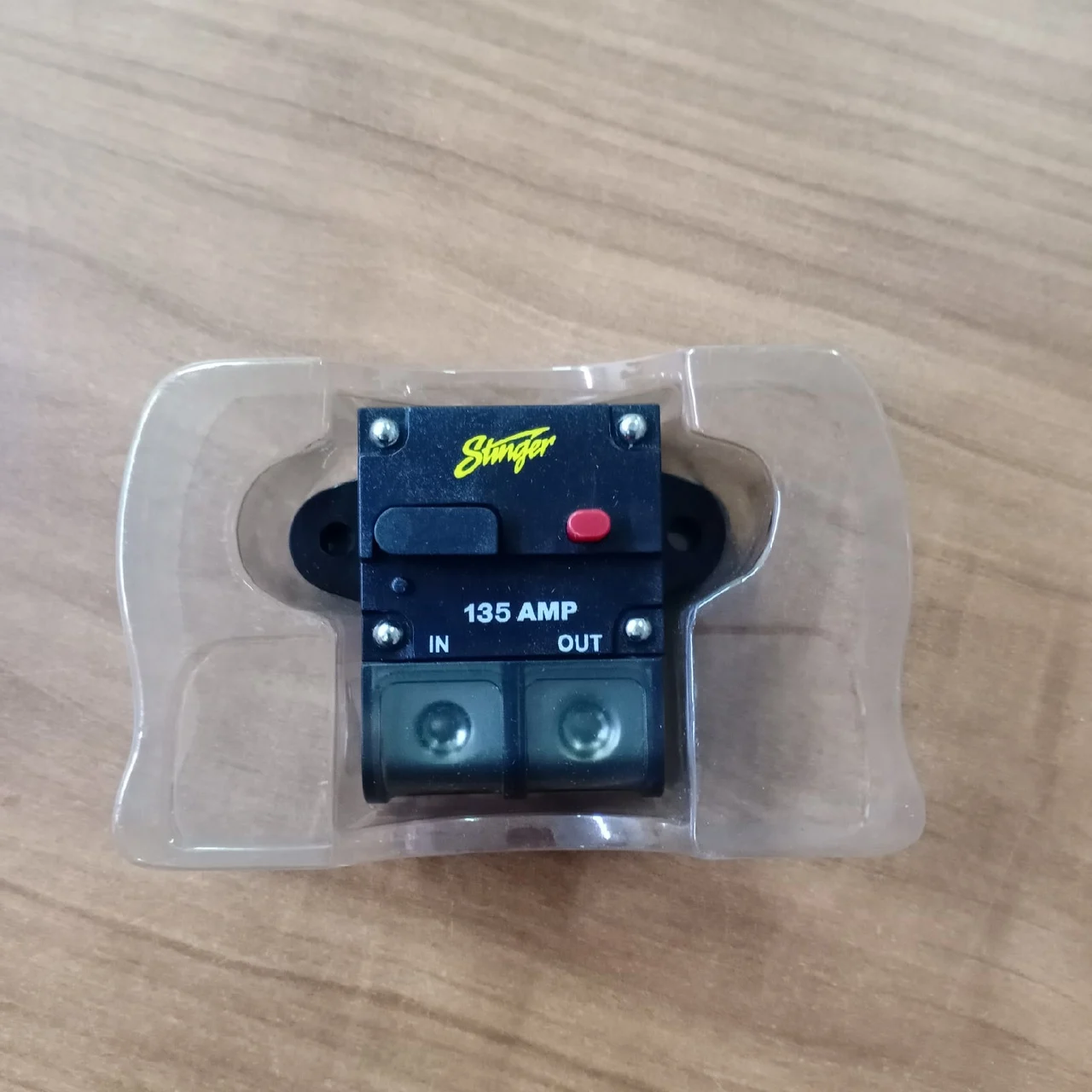 Распределитель (дистрибьютор) питания с двумя предохранителями STINGER SHDA1 |