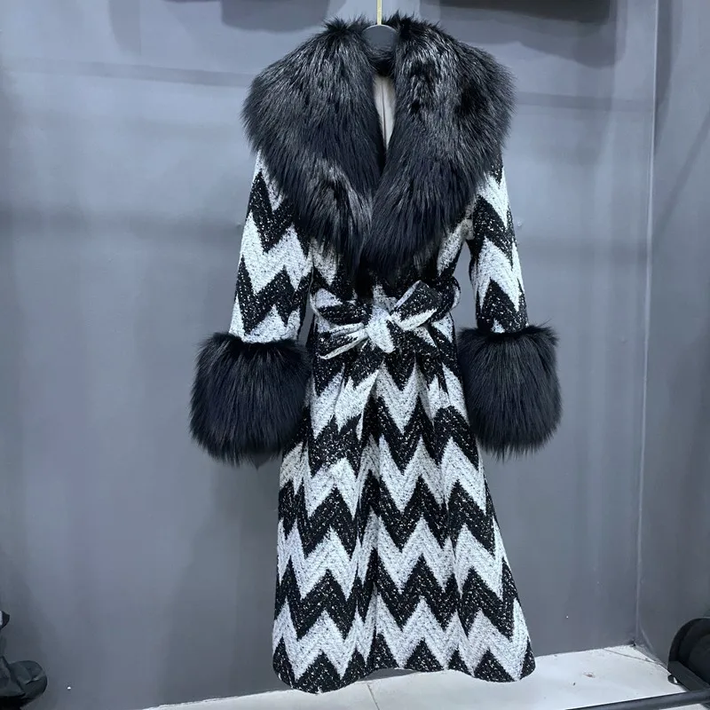 

2023 Woolen fur,Rich Women Warm Woolen Long Overcoat With Genuine Fox Fur Collar lady Retro Houndstooth Printing Wool Blend Belt