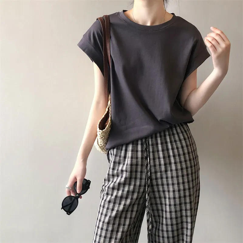 

Женская футболка без рукавов, однотонная свободная дизайнерская футболка из 95% хлопка с круглым вырезом, корейская мода, однотонная, простая и удобная одежда на лето