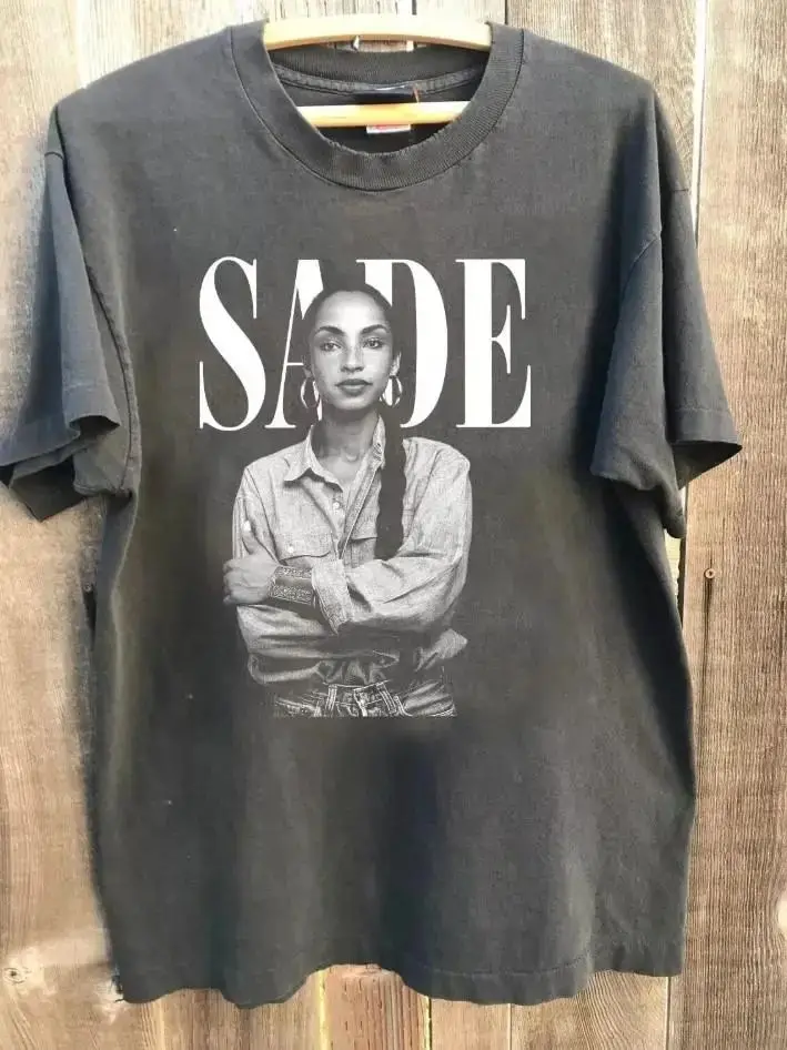 Sade Pop Musik Fan-Shirt Sade Vintage 90er Jahre T-Shirt Sade Konzert-Shirt Sade Bedruckte Baumwoll-T-Shirts Lässige Loose Streetwear Unisex