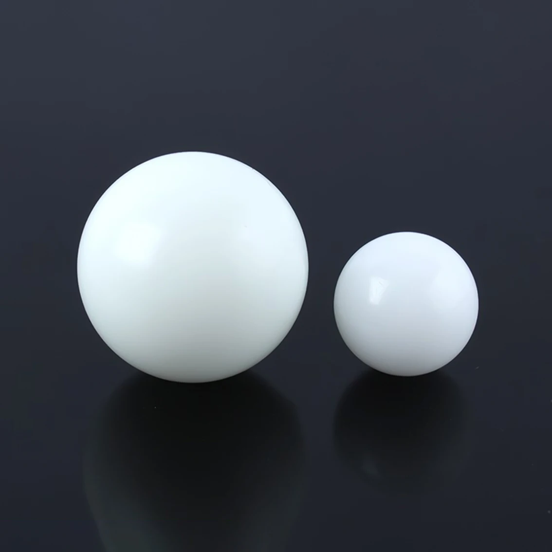 POM Solid Plastic Ball Precision Polyoxymethylene Plastic Ball With a Diameter of 1/1.2/1.5/1.588~50.8mm