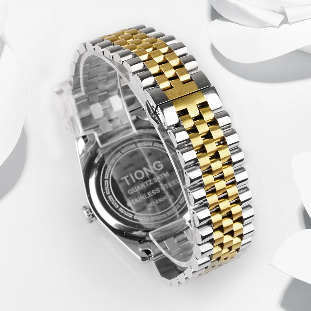 Premium Stainless Steel Luxury Quartz Waterproof Date Wristwatch