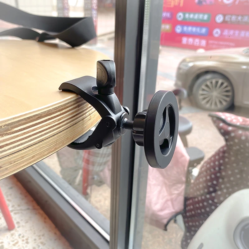 Tripod universal clip live streaming free  holder Magsafe magnetic bracket selfie vlog  self media shooting  outdoor iPhone