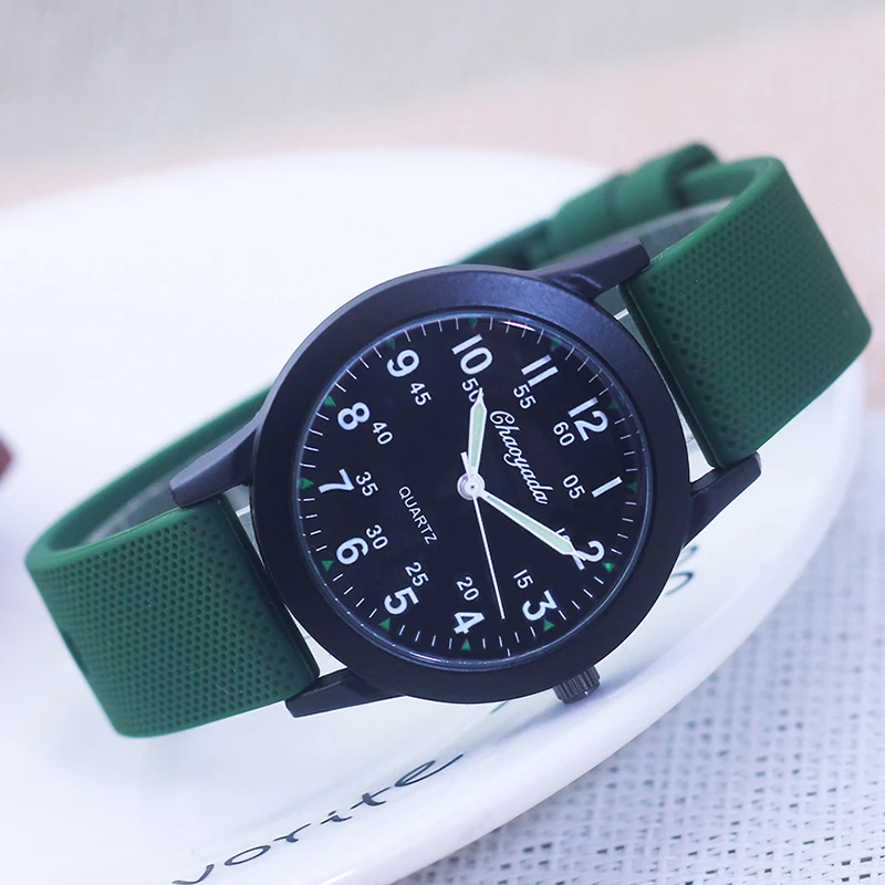 2025 New Style Clear Digital Band Watch for Boys and Girls, Student Quartz Waterproof Fashion Quartz Watch 6