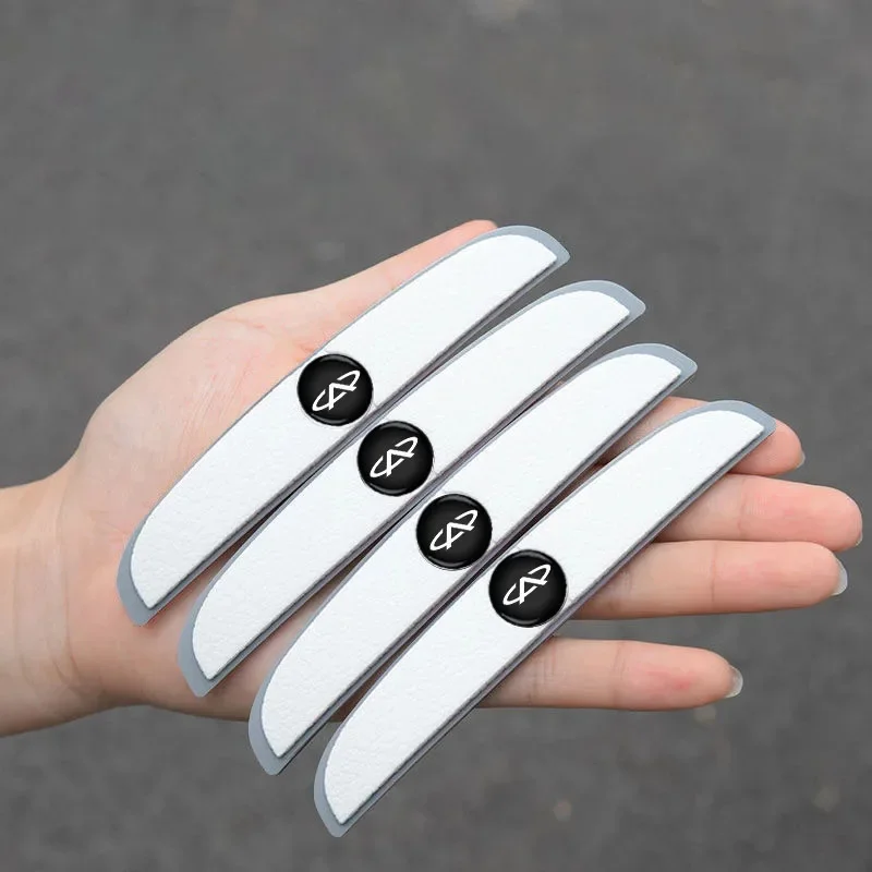 4 Pcs White