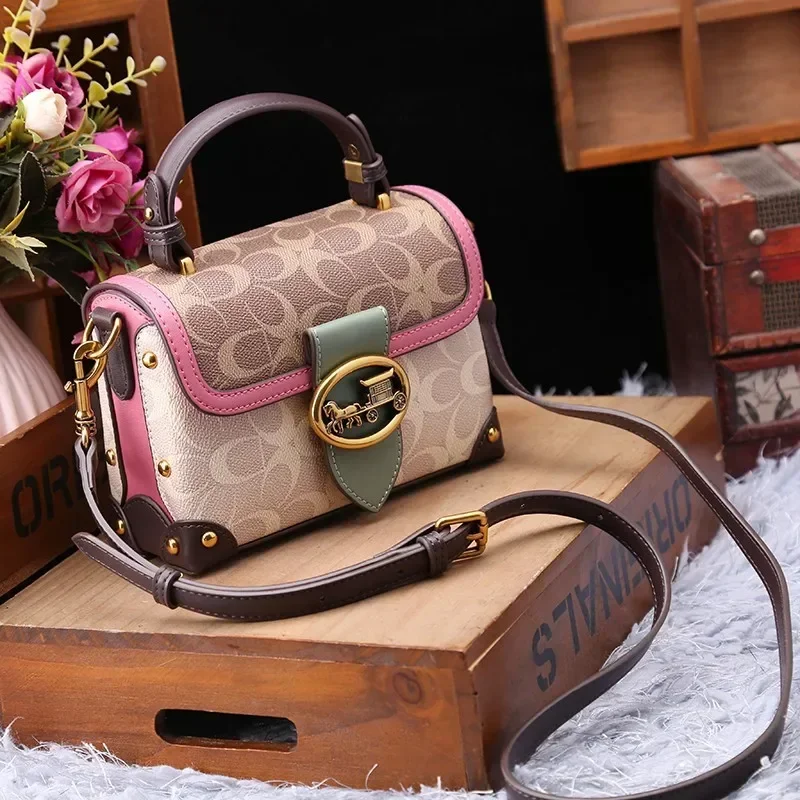 

Luxury Fashion Brand High-end Westernized Rose Red Box Bag, Light Luxury Retro Classic One Shoulder Crossbody Small Square Bag