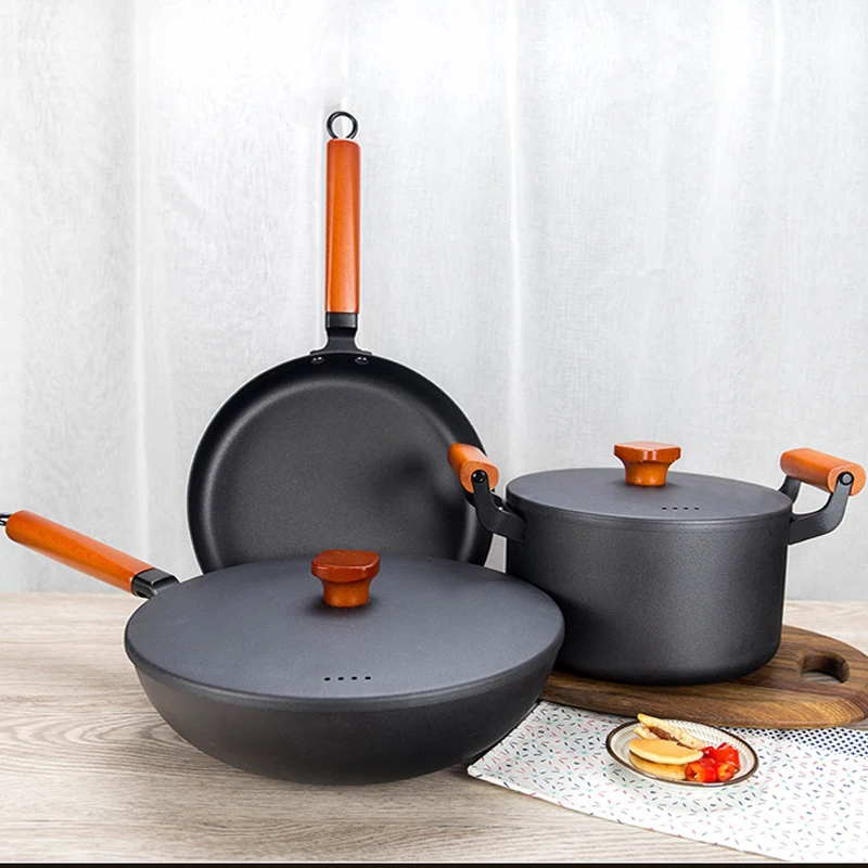 https://ae01.alicdn.com/kf/S14a90902be654fb3b9a77ee40f2418681/3pcs-Set-Cast-Iron-22cm-Soup-Pot-26cm-Frying-Pan-30cm-Frying-Pan-Non-stick-Skillet.jpg