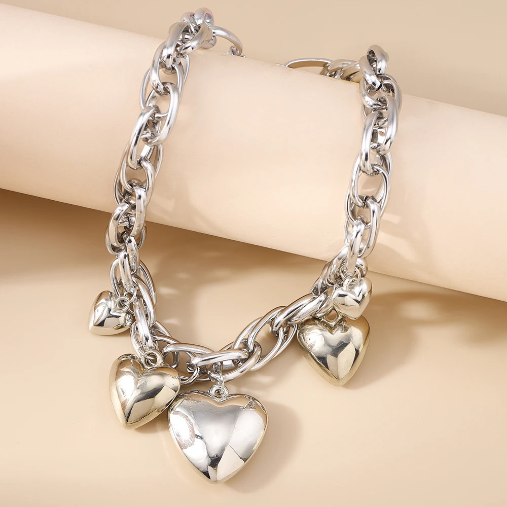 Punk-Halskette mit großem Herzanhänger, Zinklegierung, Choker für Damen, modische Halskette in Silberfarbe, Accessoires, Geburtstagsgeschenke