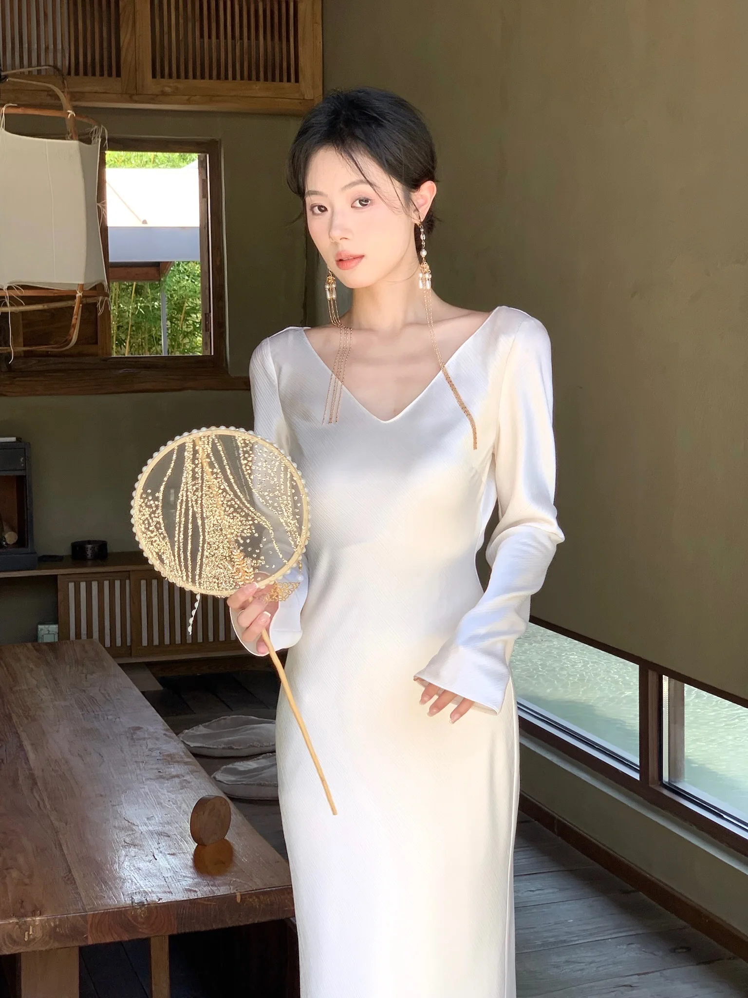 Vestidos largos de satén de otoño para mujer, vestido de fiesta de noche para boda, vestido de graduación, vestido de sirena de una pieza con cuello en V y mangas largas