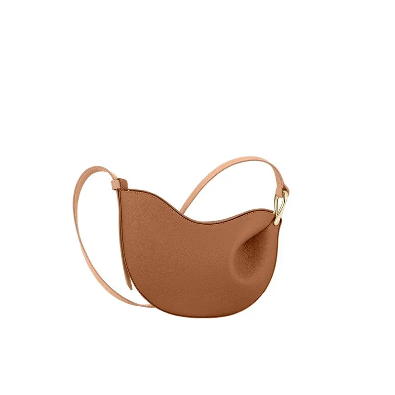 everyday shoulder bag polka dot design