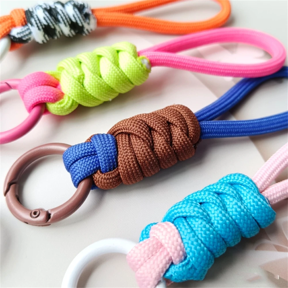 Stylish Braided Lanyard Keychain for Women – Fashionable Anti-Loss Rope & DIY Accessories
