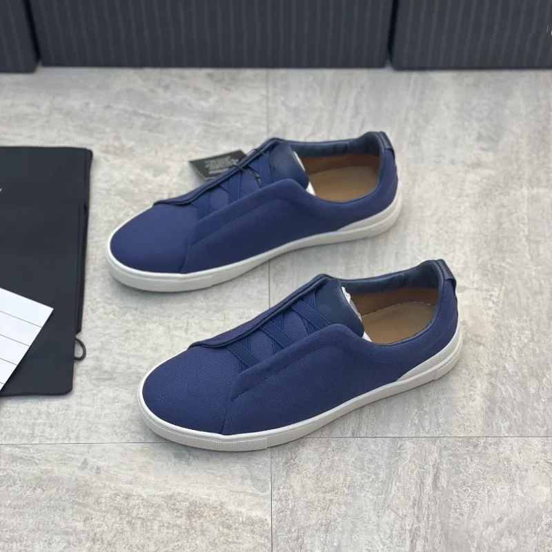 24 casual and fashionable fabric patchwork cowhide non slip shoes, simple and versatile Korean soft sole breathable single shoe