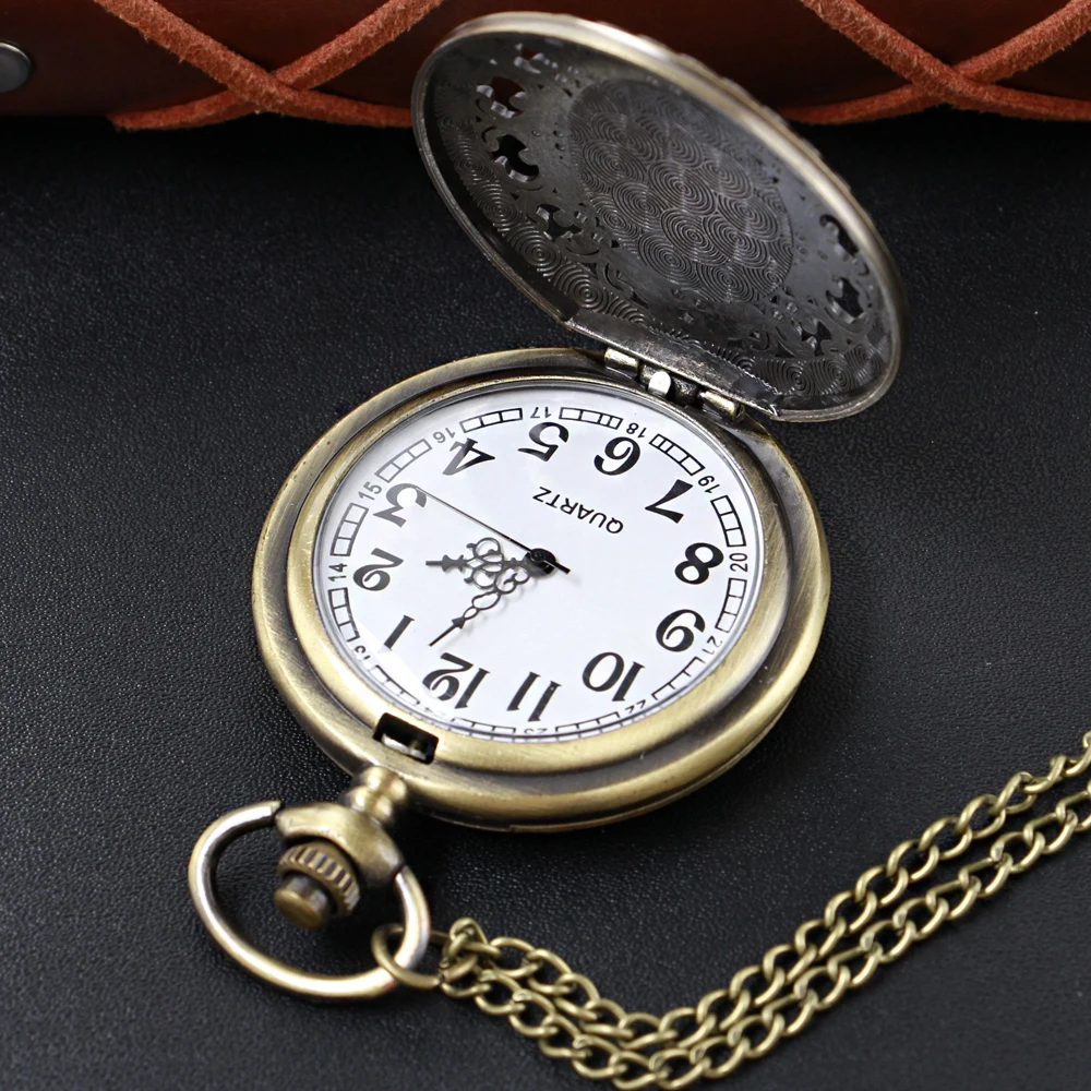 Classic Goddess Head Embossed Quartz Pocket Watch Red Ancient Pendant Necklace Chain Universal Fob Watch for Boys and Girls