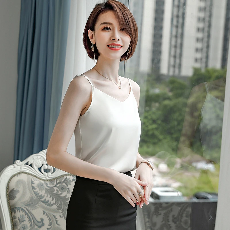 2022 New Style Silk Halter Top with Collar cami top Tanks & Camis