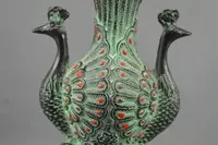 Collectible Handwork Old Bronze Carving Peacock Auspicious Vase 2
