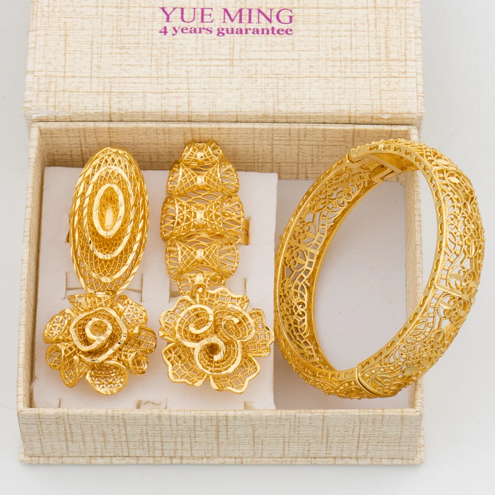 Luxury Dubai Ring Design for Women Stainless Steel Stackable Lady Gold Color Ring for Wedding Bridal Party Trendy Jewelry Gift