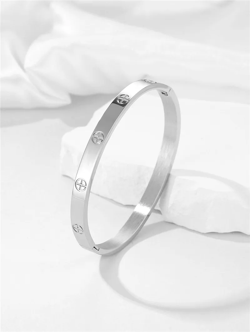 Stainless Steel Bracelet For Women Cuff Bracelets Couple Fashion Bangles Charm Jewellery Accessories